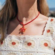 Cargar imagen en el visor de la galería, COLLAR PIEDRA ROJA ESTRELLA ROJA