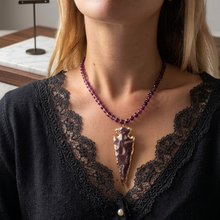 Cargar imagen en el visor de la galería, COLLAR PIEDRA MORADA FLECHA MORADA