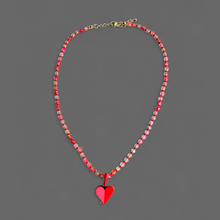 Cargar imagen en el visor de la galería, COLLAR PIEDRAS ROJIZAS CORAZÓN CERÁMICA