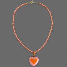 Cargar imagen en el visor de la galería, COLLAR PIEDRA ROSADA CORAZÓN CERÁMICA