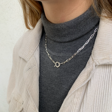 Cargar imagen en el visor de la galería, COLLAR PLATA CADENA MARINERO - Piedra Marina