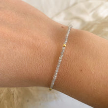 Cargar imagen en el visor de la galería, PULSERA GOLD LABRADORITA