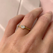 Cargar imagen en el visor de la galería, ANILLO GOLD ZIRCONITA TRANSPARENTE OVALADO