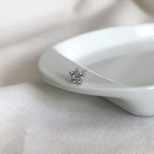 Cargar imagen en el visor de la galería, ARO ESTRELLA PLATA