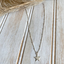 Cargar imagen en el visor de la galería, COLLAR PLATA BALLS ESTRELLA LISA