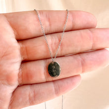 Cargar imagen en el visor de la galería, COLLAR PLATA SOL Y LUNA