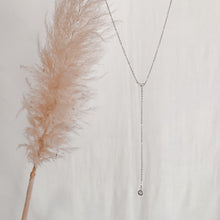 Cargar imagen en el visor de la galería, CASCADA PLATA FLOR