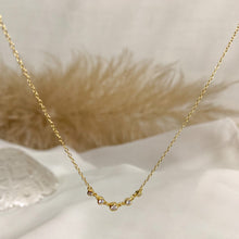 Cargar imagen en el visor de la galería, COLLAR GOLD 5 ZIRCONES