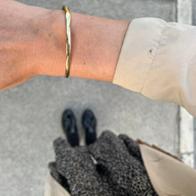 Cargar imagen en el visor de la galería, ESCLAVA GOLD