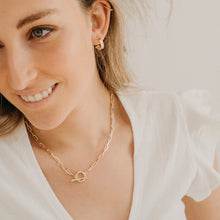 Cargar imagen en el visor de la galería, COLLAR GOLD CADENA BROCHE PALITO