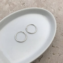 Cargar imagen en el visor de la galería, ARGOLLAS 16 PLATA - Piedra Marina