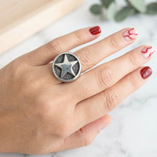 Cargar imagen en el visor de la galería, ANILLO ESTRELLA
