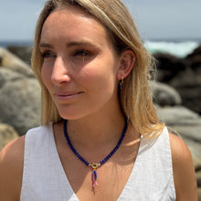Cargar imagen en el visor de la galería, COLLAR PIEDRA AZUL PESCADO AZUL
