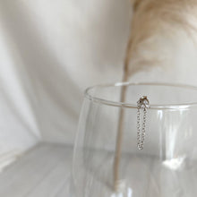 Cargar imagen en el visor de la galería, ARO ZIRCON CADENA PLATA
