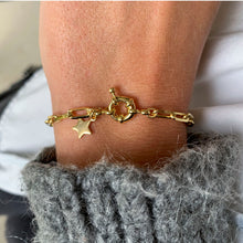 Cargar imagen en el visor de la galería, PULSERA GOLD CADENA MARINERO ESTRELLA - Piedra Marina
