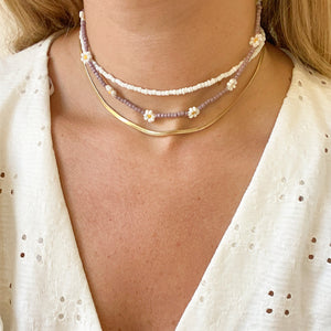 COLLAR MOSTACILLAS LILAS FLORES