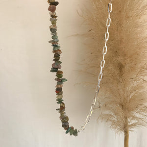 COLLAR PIEDRAS VERDES