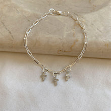 Cargar imagen en el visor de la galería, PULSERA PLATA CADENA ESLABONES CRUCES
