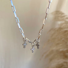 Cargar imagen en el visor de la galería, PULSERA PLATA CADENA ESLABONES CRUCES
