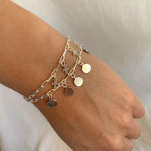 Cargar imagen en el visor de la galería, PULSERA PLATA CADENA ESLABONES CRUCES

